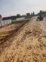 100 Sq.Yd. Plot in Noida Central