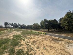  Plot – Exterior View View at Banthara - for Sale