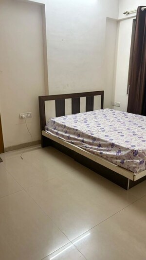 Bedroom in 1 BHK Apartment at Dosti Daffodil, Wadala East – for Rent