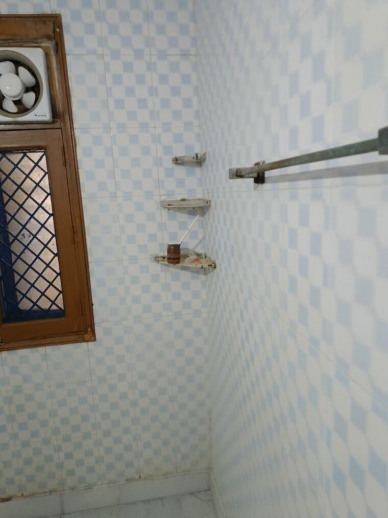 Room, dwarka 3 Bedroom 1700 Sq.Ft. Apartment In Dwarka Delhi 10209948