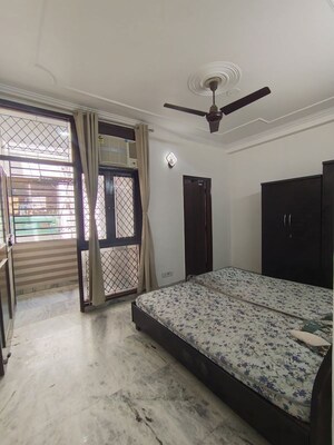 Room in 2 BHK Builder Floor at Malviya Nagar – for Rent