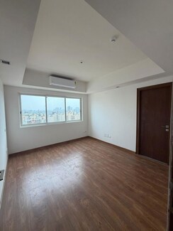 3.5 BHK + Servant Room,Study Room,Extra Room Apartment For Sale in Godrej Air Sector 85