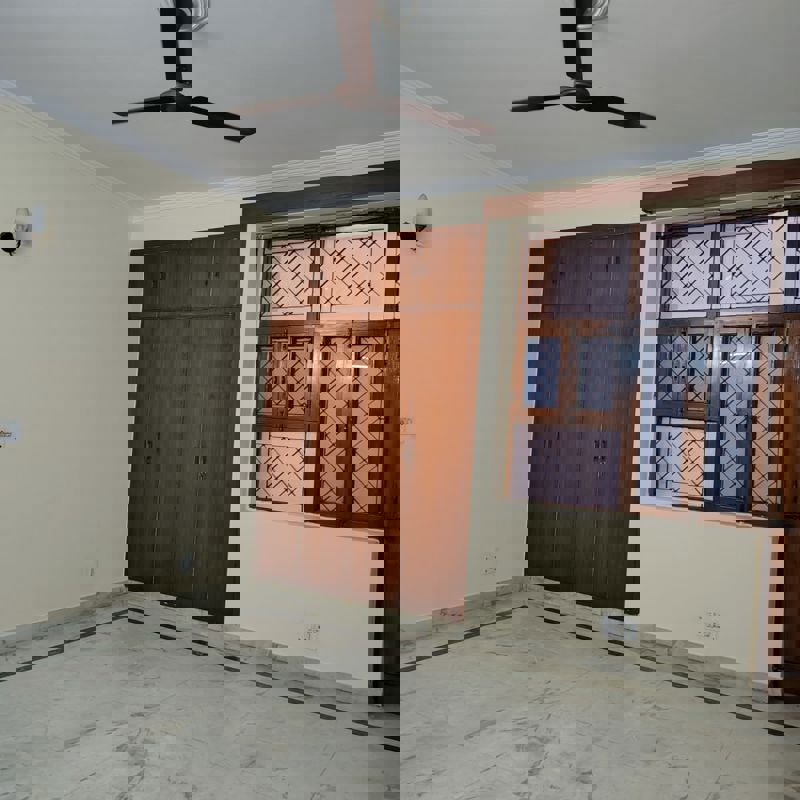 Room in 3 BHK Builder Floor at Whitefield – for Sale