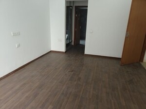 Room in 4 BHK Apartment at SS The Leaf, Sector 85 – for Rent