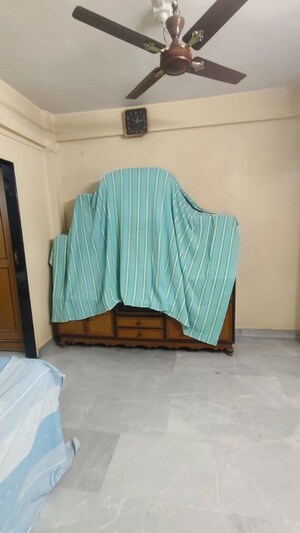 Room in 2 BHK Apartment at Somwar Peth – for Sale