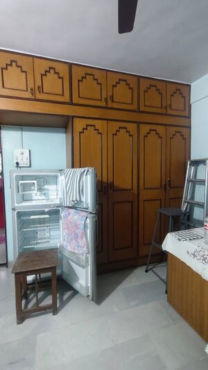 Room in 2 BHK Apartment at Somwar Peth – for Sale