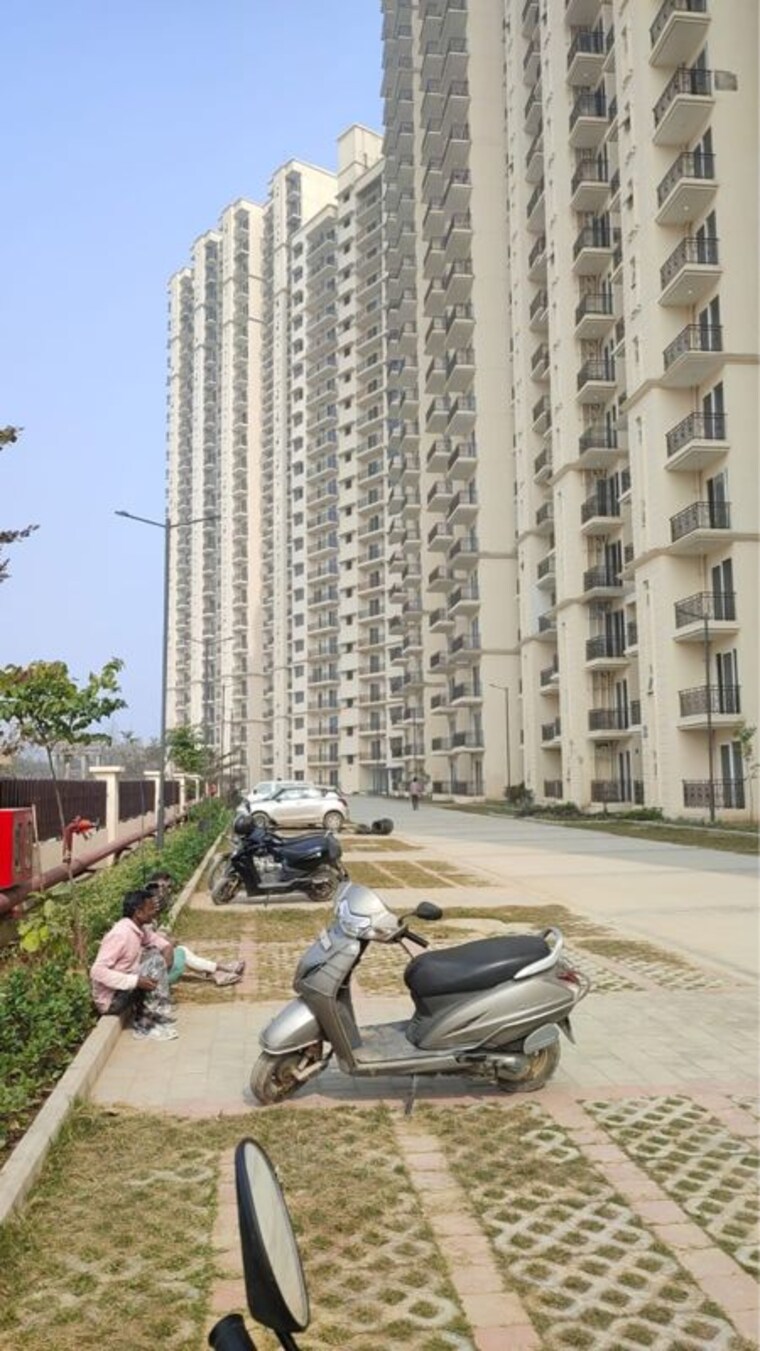 Exterior View, signature-global-golf-greens 3 Bedroom 740 Sq.Ft. Apartment In Sector 79 Gurgaon 10209813