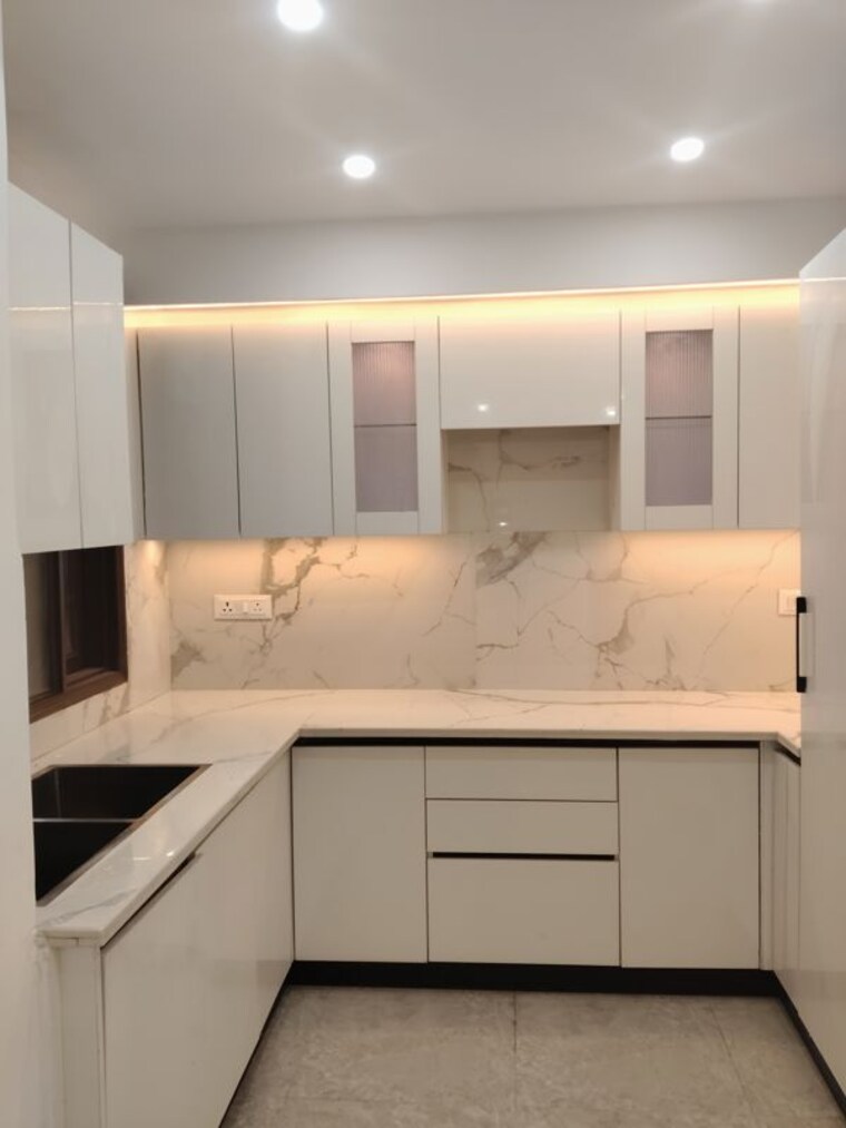 Kitchen, chattarpur 3 Bedroom 1200 Sq.Ft. Builder Floor In Chattarpur Delhi 10210131