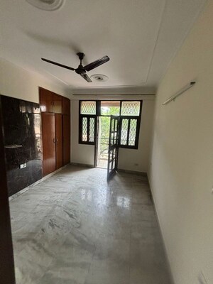 Room in 2 BHK Apartment at ATS Greens I, Sector 50 – for Sale