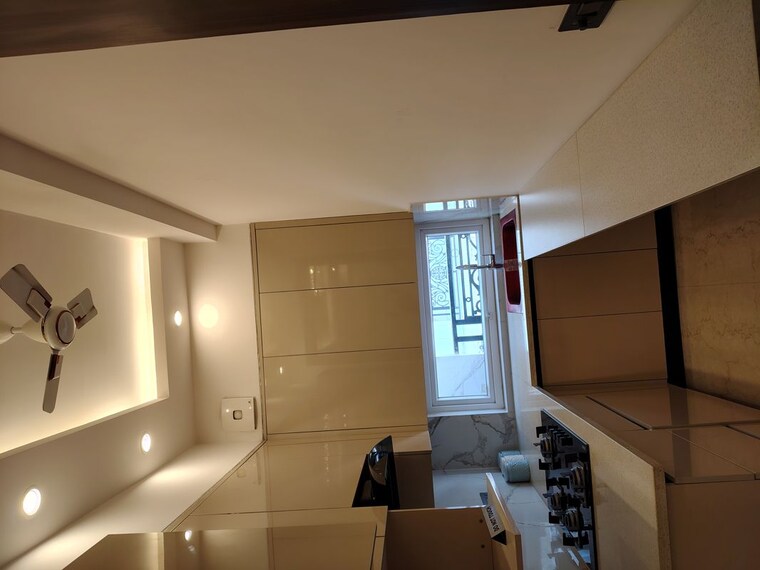 Living Room, trehan-luxury-floors 3 Bedroom 1650 Sq.Ft. Builder Floor In Sohna Sector 35 Gurgaon 10210163