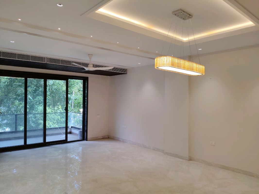 3 BHK + Servant Room Builder Floor For Rent in DLF Atria