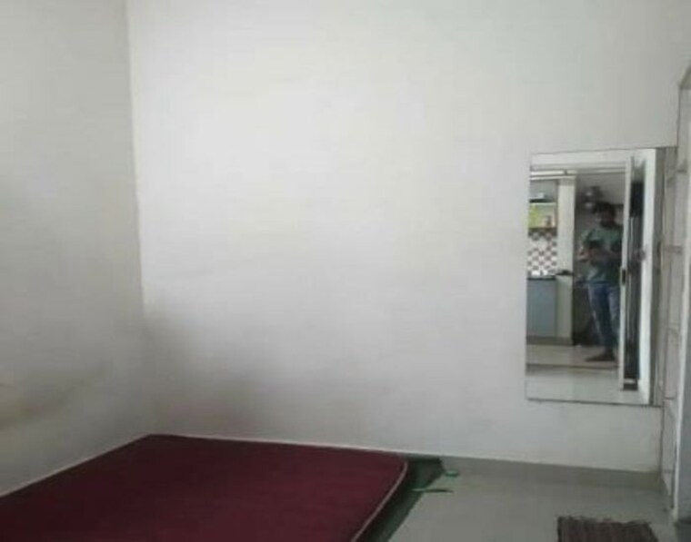 Room, uttam nagar west 3 Bedroom 1010 Sq.Ft. Builder Floor In Uttam Nagar West Delhi 10210167