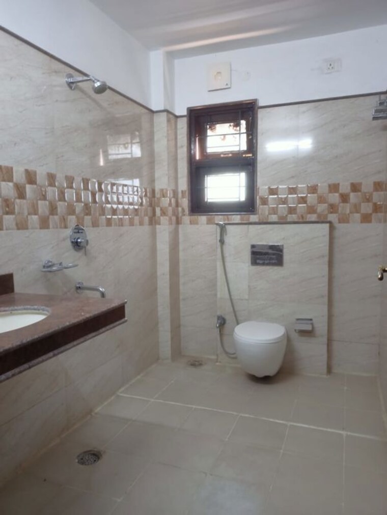 Bathroom, tellapur 6 Bedroom 4000 Sq.Ft. Villa In Tellapur Hyderabad 10210205