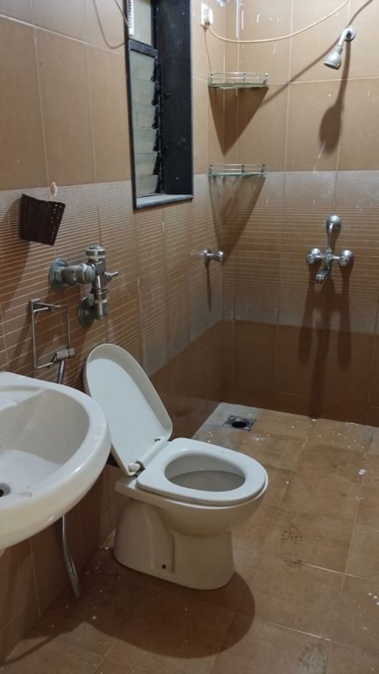 Bathroom, dsk-madhuban 2 Bedroom 1000 Sq.Ft. Apartment In Sakinaka Mumbai 10210252