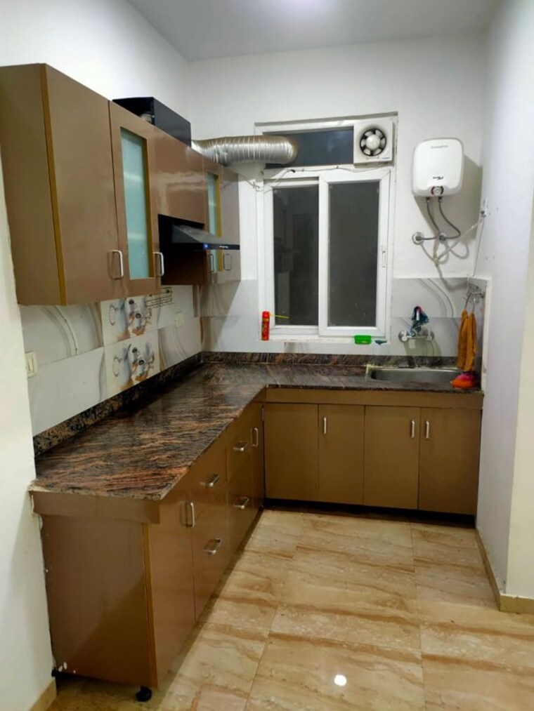 Kitchen, vatika-city-homes 3 Bedroom 1740 Sq.Ft. Apartment In Sector 83 Gurgaon 10210255