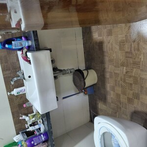 Furnished Amenities in 2 BHK Apartment at Satellite Royale, Goregaon East – for Rent