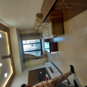 Furnished Amenities in 2 BHK Apartment at Satellite Royale, Goregaon East – for Rent
