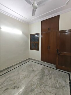1 BHK + Pooja Room Apartment For Rent in Raaj Complex