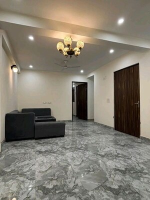 Bedroom in 2 BHK Builder Floor at Palm Residency Chhatarpur, Chattarpur – for Rent