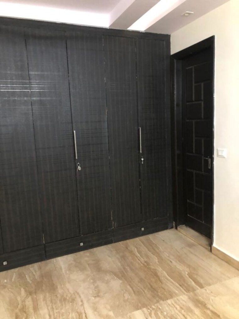 Bathroom, subhash nagar 2 Bedroom 100 Sq.Yd. Builder Floor In Subhash Nagar Delhi 10210458