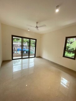 4 BHK + Pooja Room,Servant Room Apartment For Sale in K Raheja Ascencio