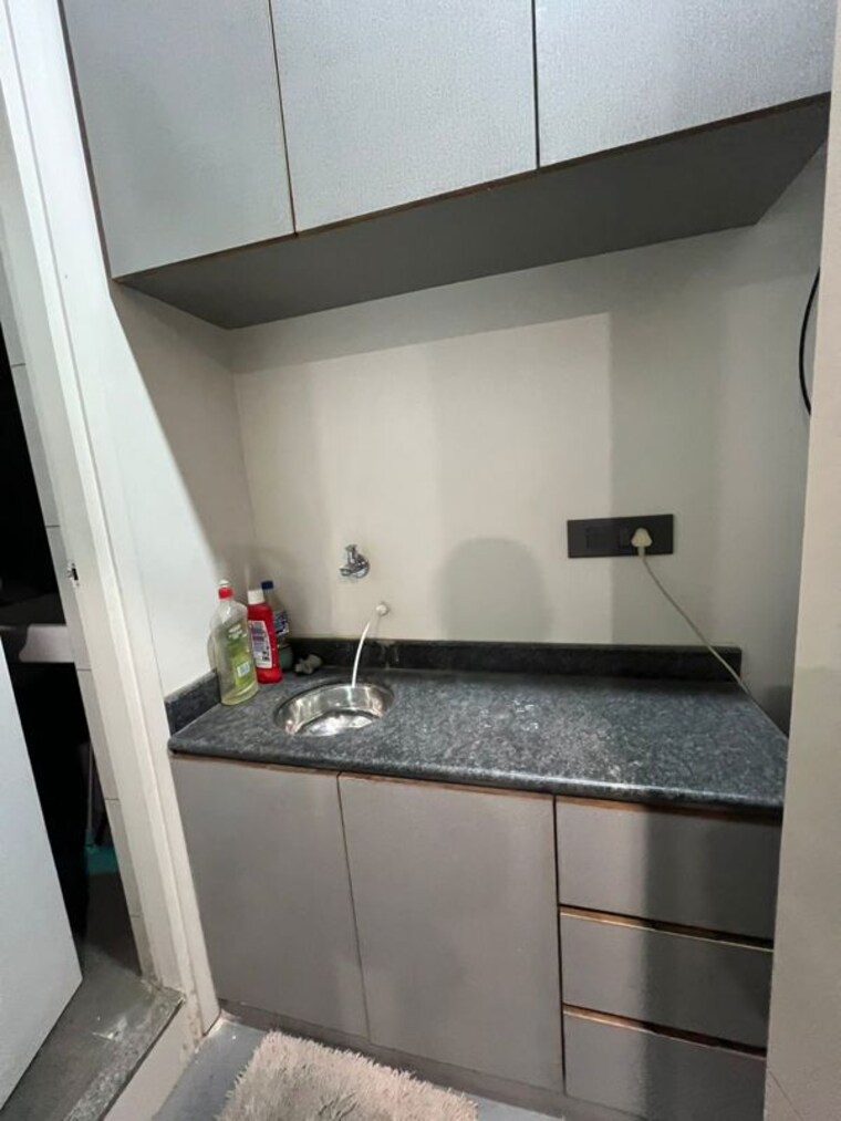 Kitchen, aaron-spectra Commercial Office Space 1361 Sq.Ft. In Bodakdev Ahmedabad 10210609