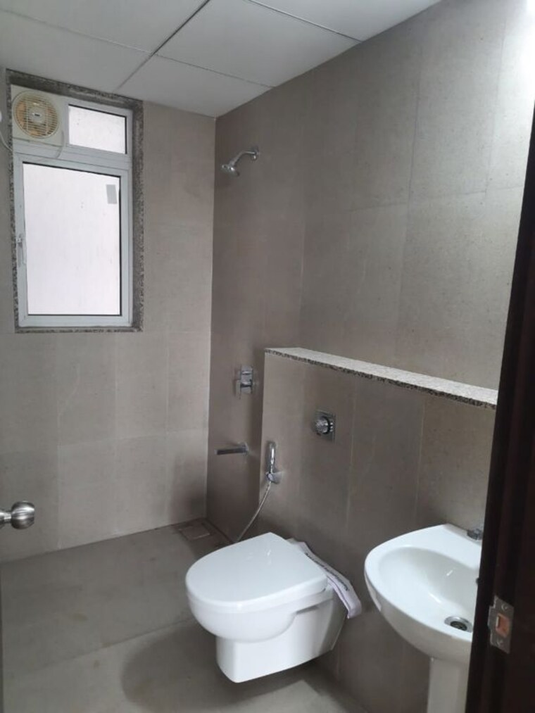 Bathroom, runwal-forests 3 Bedroom 975 Sq.Ft. Apartment In Kanjurmarg West Mumbai 10210470