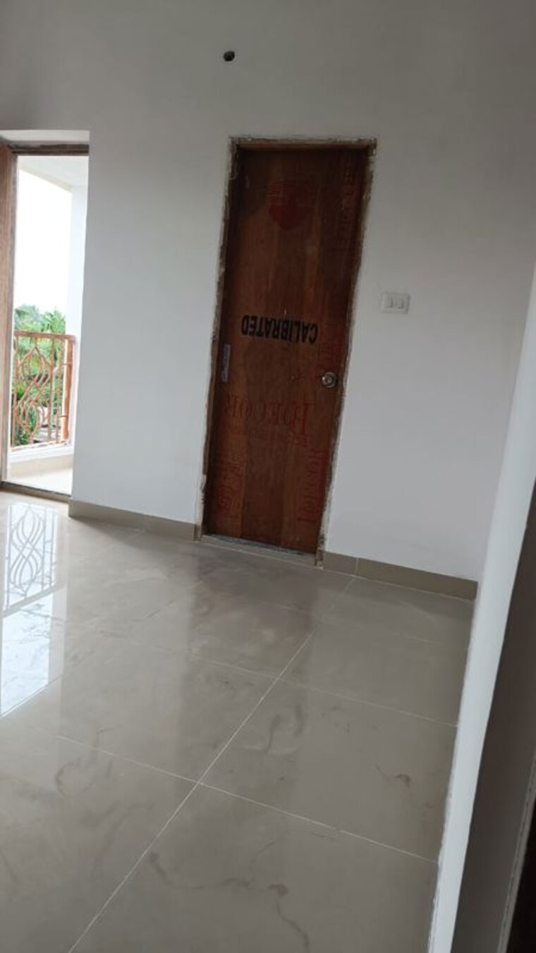 Room, rekjuani 2 Bedroom 754 Sq.Ft. Apartment In Rekjuani Kolkata 10210629