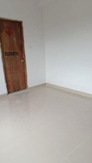 Room in 2 BHK Apartment at Rekjuani – for Sale