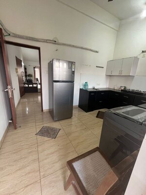 Master Bedroom in 2 BHK Apartment at Kadamba Plateau – for Rent