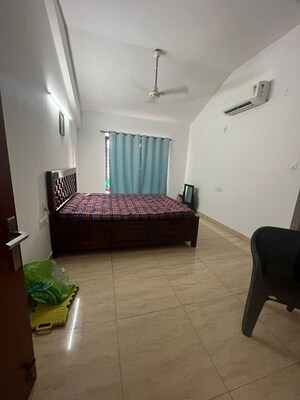 Bedroom in 2 BHK Apartment at Kadamba Plateau – for Rent
