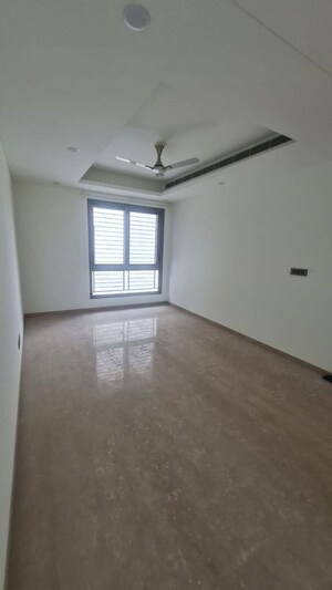 Room in 5 BHK Villa at Sobha International City Phase 2, Sector 109 – for Rent