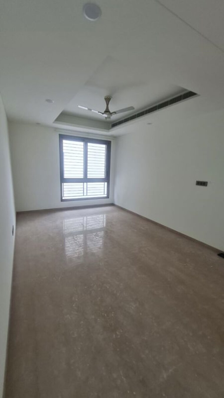 Room, sobha-international-city-phase-2 5 Bedroom 500 Sq.Yd. Villa In Sector 109 Gurgaon 10210900