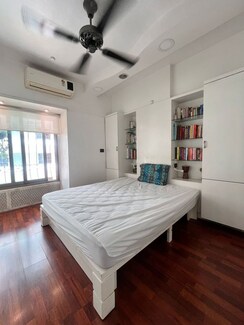 3 BHK + Extra Room Apartment For Rent in Versova