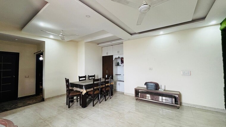 Gym, dhakoli 3 Bedroom 145 Sq.Yd. Builder Floor In Dhakoli Zirakpur 10210984