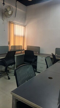 Office Space For Rent in Sector 16