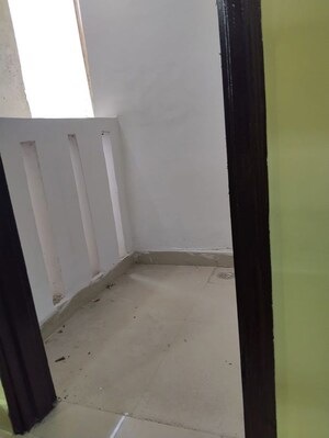 Room in 1 RK Builder Floor at Neb Sarai – for Rent