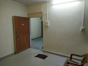 Room in 1 RK Apartment at Kelipada CHS, Kandivali East – for Rent