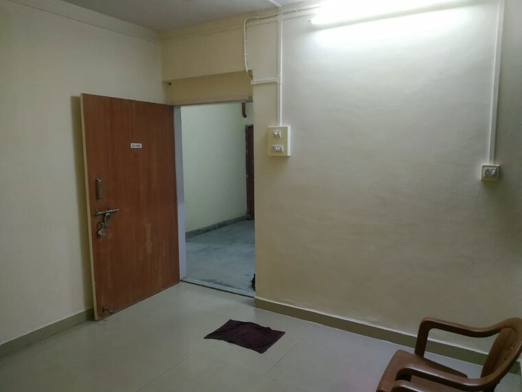Room, kelipada-chs 1 RK 310 Sq.Ft. Apartment In Kandivali East Mumbai 10211010