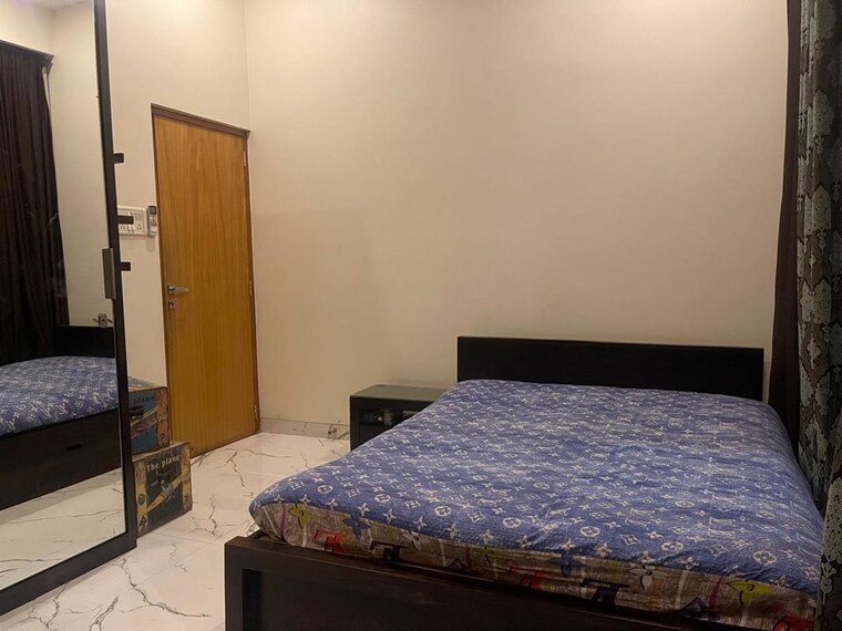 Bedroom, khar west 2 Bedroom 760 Sq.Ft. Apartment In Khar West Mumbai 10211015