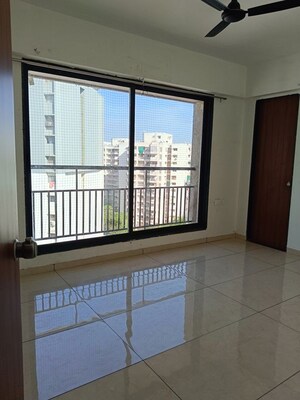 Room in 3 BHK Apartment at Godrej Garden City, Jagatpur – for Rent