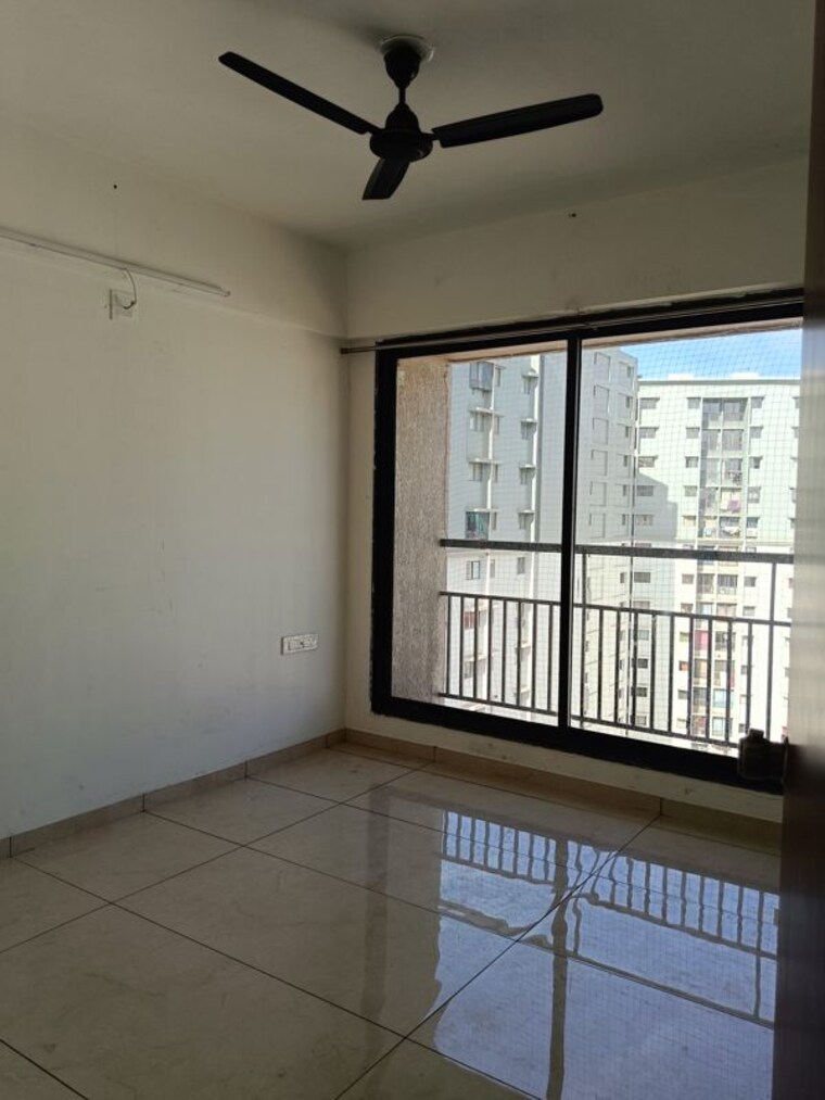 Room, godrej-garden-city 3 Bedroom 1550 Sq.Ft. Apartment In Jagatpur Ahmedabad 10211103
