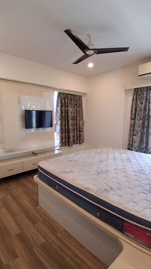 Bedroom in 2 BHK Apartment at Rizvi Oak, Malad East – for Rent