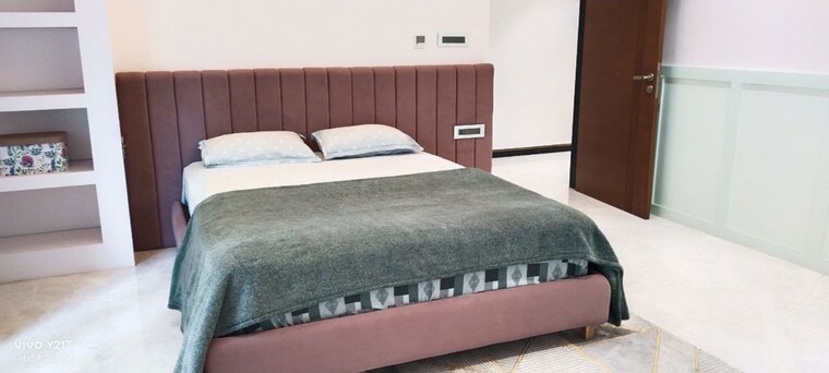 Bedroom, jayabheri-the-peaks 4 Bedroom 4690 Sq.Ft. Apartment In Narsingi Hyderabad 10211158