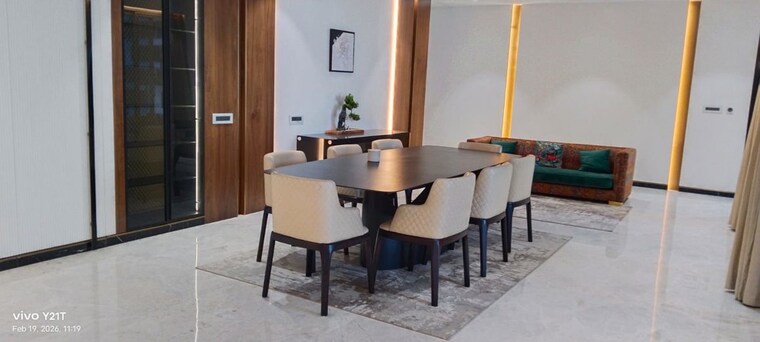 Master Bedroom, jayabheri-the-peaks 4 Bedroom 4690 Sq.Ft. Apartment In Narsingi Hyderabad 10211158