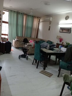 2 BHK + Pooja Room Independent House For Rent in RWA Apartments Sector 41