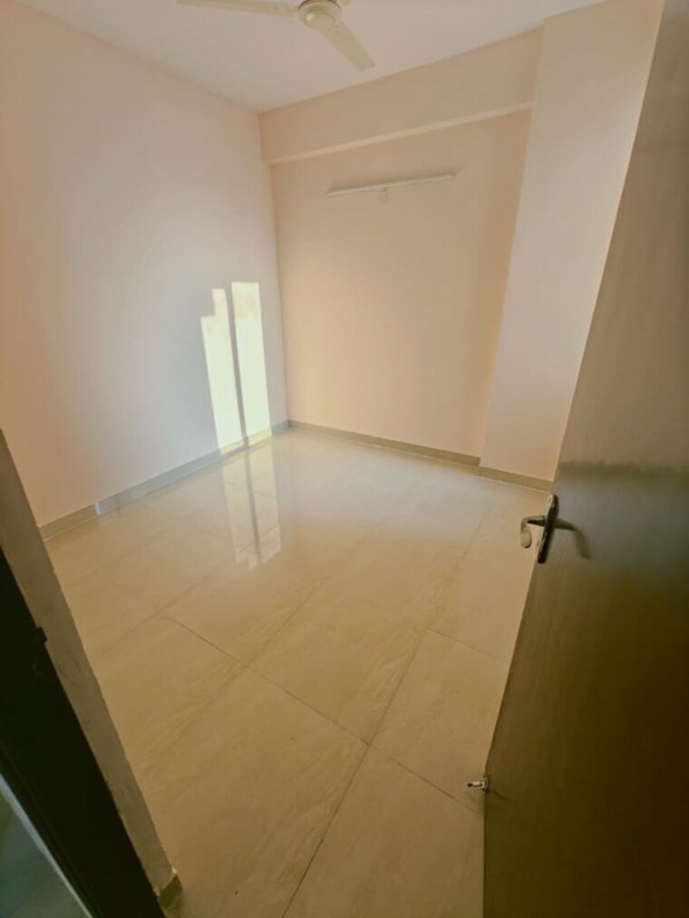 Room, amrapali-dream-valley 2 Bedroom 805 Sq.Ft. Apartment In Tech Zone 4 Greater Noida Greater Noida 10211170