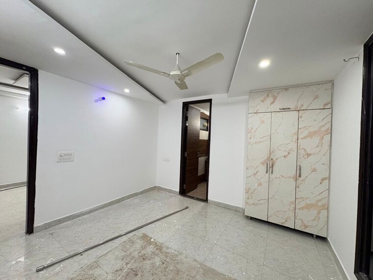Room, ansal-plaza-sector-23 3 Bedroom 1500 Sq.Ft. Builder Floor In Sector 23 Gurgaon 10211175