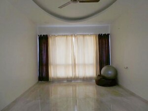 Living Room in 3 BHK Apartment at Belvalkar Kalpak CHS, Dahanukar Colony – for Rent