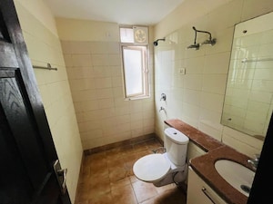 Master Bedroom in 3.5 BHK Apartment at Unitech Nirvana Country Cedar Crest, Sector 50 – for Rent